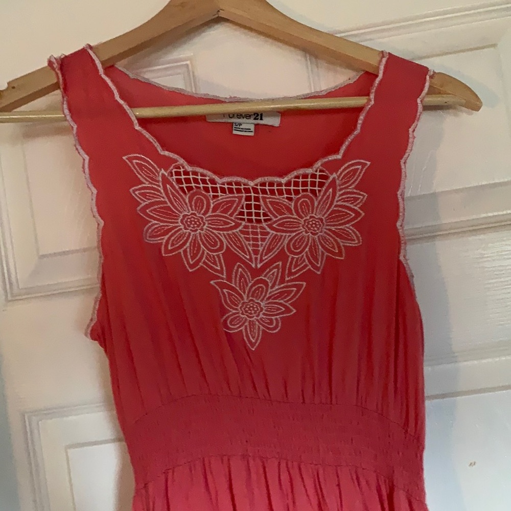 Forever 21 Lace pink dress